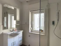 피터들을 위한 아파트먼트, 슈츠엔스트라세 4-12