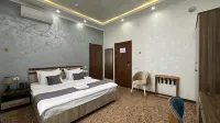 Rayyan Hotel & Spa Tashkent Отели в г. 