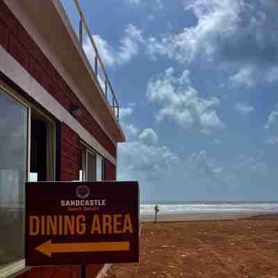 Sandcastle Beach Resort Hotel Exterior
