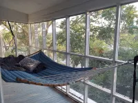 Magpie Inn - Homestays