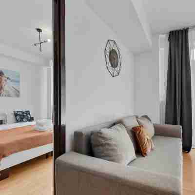 Pop Apartment Rooms