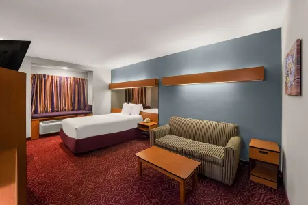 Econo Lodge Inn & Suites Mesquite - Dallas East Отели в г. Мескит