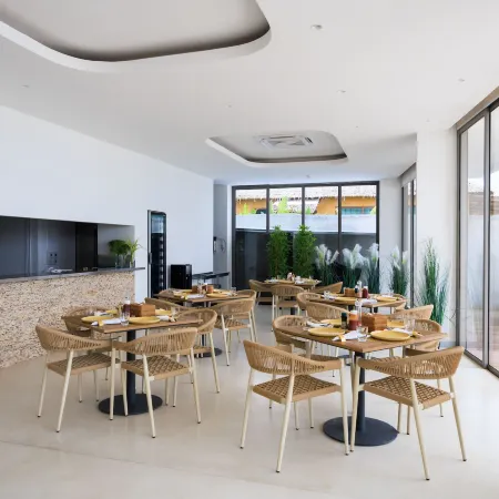Elite Atoll Beachfront Hotel