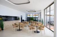 Elite Atoll Beachfront Hotel - breakfast