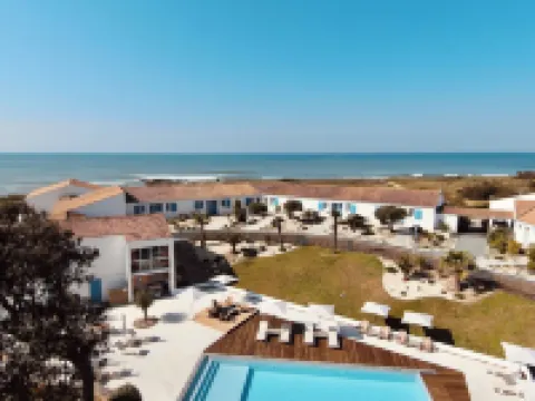 Hôtel Île de Lumière Hotels in Saint-Pierre-d'Oleron