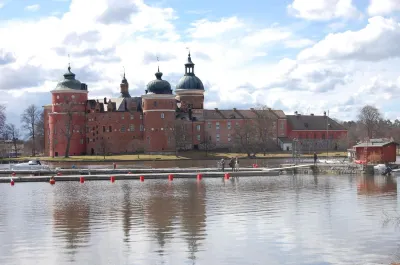 Röda Magasinet Hotels in Mariefred