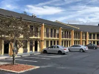 Quality Inn Hillsville - Pysäköinti