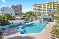 The Perch - Private Pools