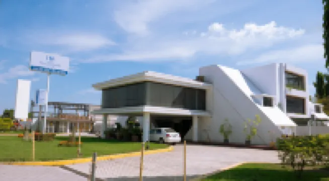 Hotel Plaza Mazari โรงแรมใน