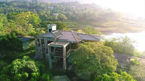 Castle Palace Kandy Hotels in Medadumbara