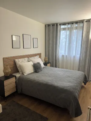 Une Chambre Dans un Appartement Các khách sạn ở Orly