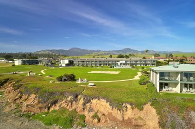 Cavalier Oceanfront Resort