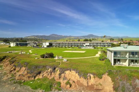 Cavalier Oceanfront Resort