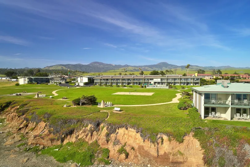 Cavalier Oceanfront Resort