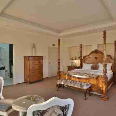 Bon Hotel City & Resort Rooms