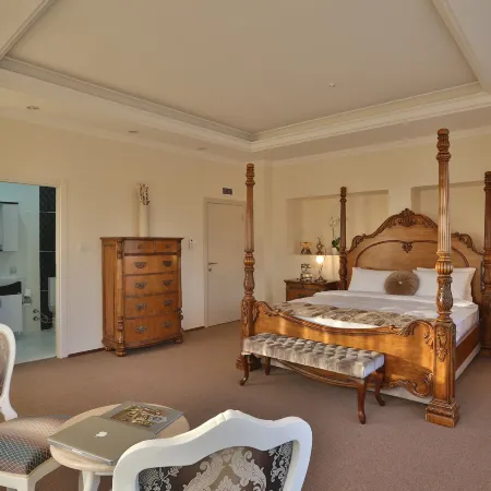 Bon Hotel City & Resort