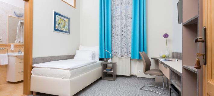 Penzión Hradbová Residence & Spa โรงแรมในโคซิเซ