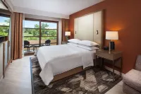 Sheraton Redding Hotel at the Sundial Bridge