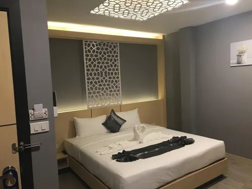Sleep Inn Phuket - Hosteller