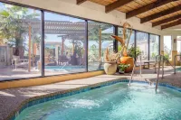 Azure Palm Hot Springs - spa