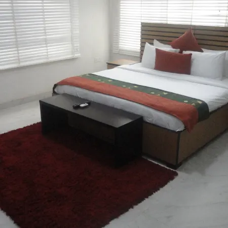 Mitros Residences