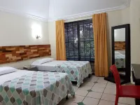 Aurora Express Hotel a 