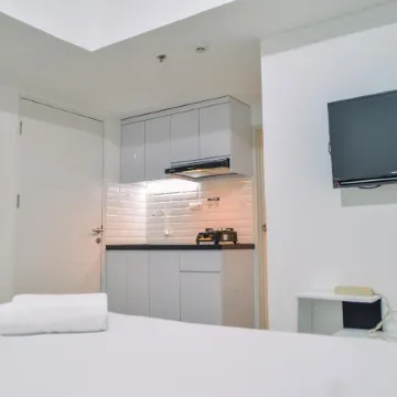 Minimalist Studio Room at Urbantown Serpong Apartment
