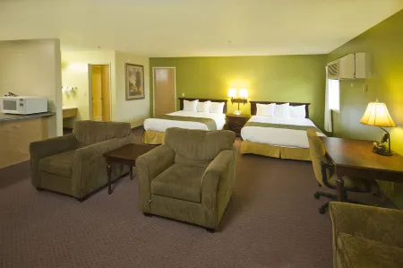 Super 8 by Wyndham McCall Отели в г. Мак-Кол