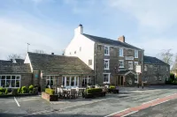 The Millstone, Mellor Hotel a 