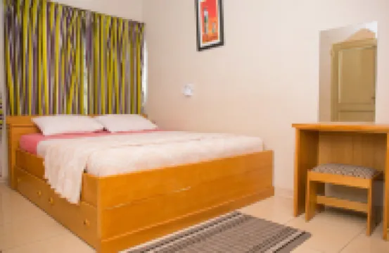 Travellers Palm Court