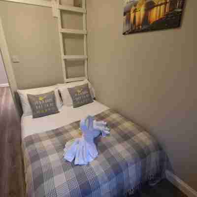 Slateford House Apartment Ground Floor Main Door Rooms