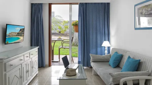Jacarandas Beach - 2-Star