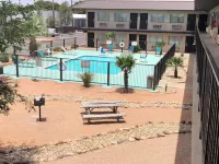 Howard Johnson by Wyndham Odessa TX - Familievenlig