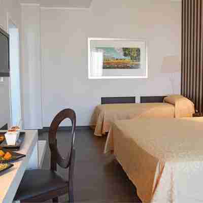 S飯店 Rooms