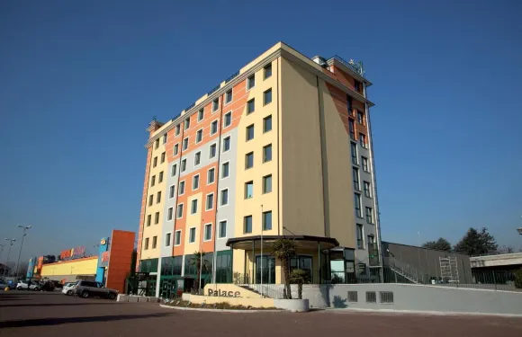 韋爾切利皇宮酒店