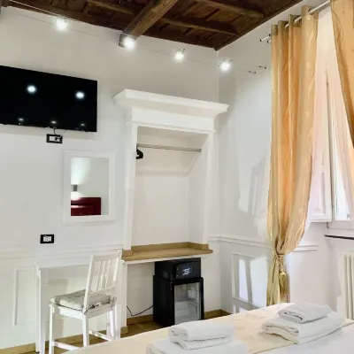 Domus Ester Hotel dekat Kuil Pantheon