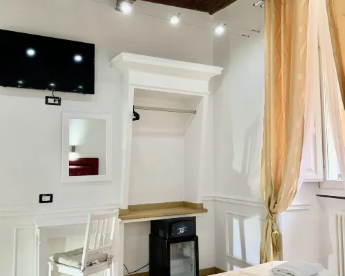 Domus Ester Các khách sạn gần Quảng trường Piazza Cavour