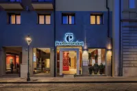 Hotel dei Cavalieri Caserta - la Reggia Hotels in der Nähe von Chiesa di San Ferdinando Re