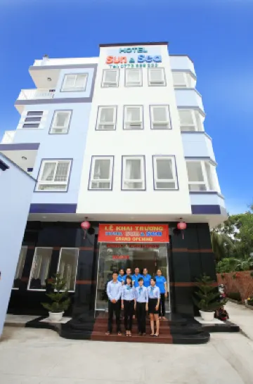 Sun & Sea Hotel