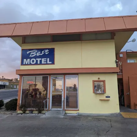 Best Motel on Historic Route 66, Barstow