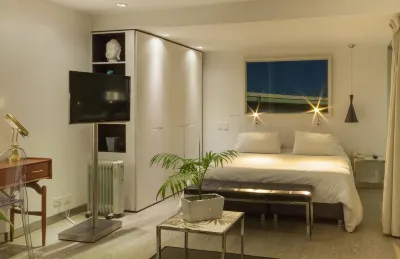 The Grace Hotel Hotels in 