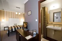 Pension Eden Hoteles en Želiezovce