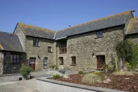 Polean Farm Cottages Hotels in East Looe