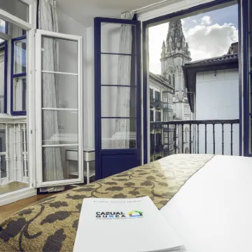 Casual Gurea Hotels near Bilboko Donejakue Katedrala