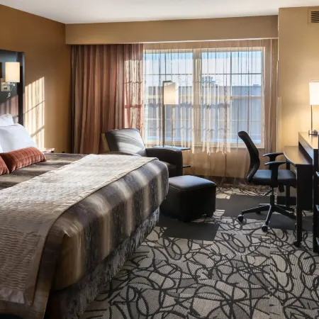 ClubHouse Hotel & Suites Fargo