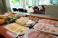 Hotel Balka Strand - breakfast