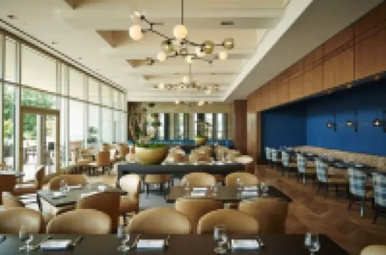 Four Seasons St. Louis