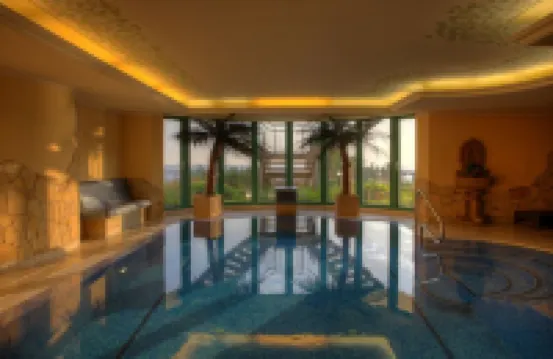 Seetelhotel Ostseeresidenz Bansin Mit Pool Und Unmittelbarer Strandnähe