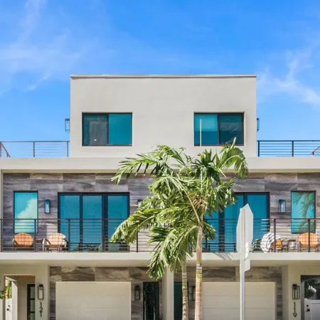 Luxury Paradise Walk to Las Olas -5 Mins to Beach