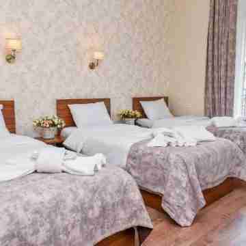 MariaLuis Hotel Rooms